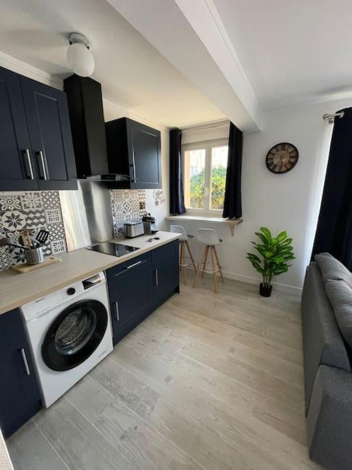 Appartement 1 Chambre Proche Gare Et Centre Ville ポワシー エクステリア 写真